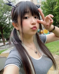 高雄熱推茶：巧巧158-D-21歲可愛小騷女 大膽敢玩 配合度高