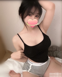 高雄大奶蜜桃妹開課：洋洋 162 E 23歲 童顏巨乳 白皙美腿+性感小翹臀 服務熱情又主動