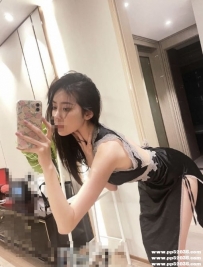 高雄性感辣妹：依晨 164 46 C 24歲 身材十分完美 性感撩人 騷
