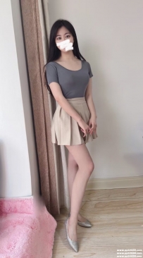 台中氣質正妹：莎莎 166.C+.28歲 高挑 美腿 無套口交技術一流