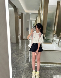台大學生妹：雨菲 158 C 42 19歲 #甜美可愛台大妹~配合度高 學生控顏值控不容錯過