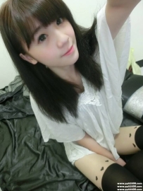 高雄熱推紅牌妹-梅酒 158 C 41 22歲 #清純甜美 好操作 要顏值有顏值 年輕愛刺激~白嫩