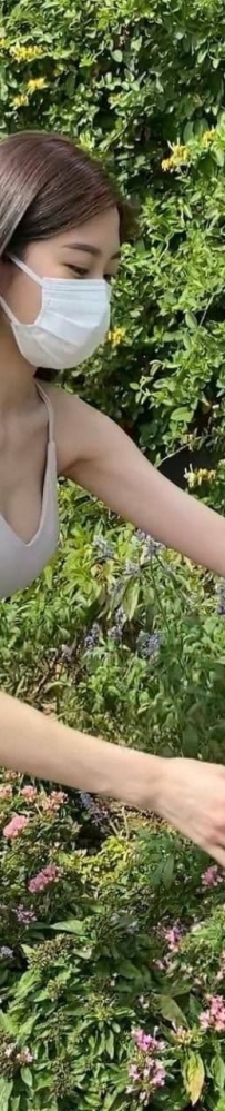 北部swag直播主：月季166 小D 22歲 高挑美腿細腰 皮膚細膩白皙