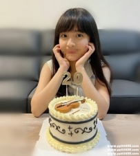 台北學生妹：小鹿 159 C 20歲 配合度很高 無比超完美小女友哦