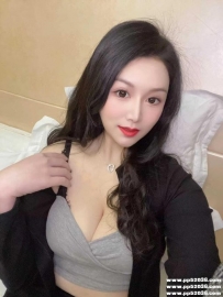 高雄熱推空姐：阿瑤165/47/30/E+ 身材前凸後翹 皮膚保養的很棒