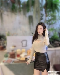 高雄美腿正妹：素雅 165cm-48-D-24歲 完美身材加上傲人大長腿