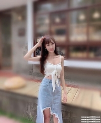瀟瀟167-E-23歲外貌→漂亮 身材凹凸有致 長腿美人 超騷