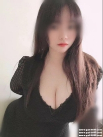 台中大奶茶：念念 162 E+ 50kg 28歲 肉肉系列 白白嫩嫩的皮膚和大奶 服務主動挑逗勾引
