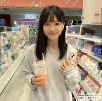 高雄學生妹：小芝 158cmC奶20歲 甜美學生妹妹 無刺青 很耐操