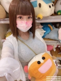 高雄大奶妹：茹茹 162 49.E.25歲 殘廢澡，按摩舒壓，陪泡澡...