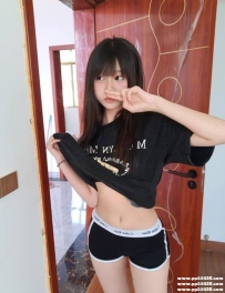 高雄幼齒學生妹：艾娜 158.44.C.19歲 俏皮蘿莉身形嬌小 皮膚白皙 小隻馬配合度高
