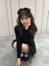 台中援交學生妹：雲衣 156 C 44kg 19歲 主動又熱情 甜美女孩 可愛笑容超擄獲人心！