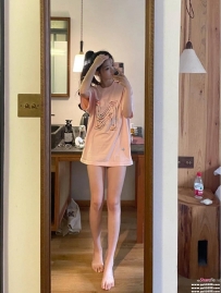 台中美腿學生：潔潔162-C-20歲 性感淫蕩小騷妹 身材優 膚白