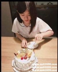 台北幼齒茶：小馨 156.B.40.18歲 學生妹 皮膚白 可愛小隻馬