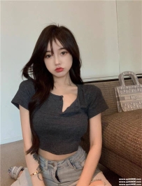 甜美氣質：寶貝160.C.45.24歲 超有料的小姐姐平民女神 價位超級親民