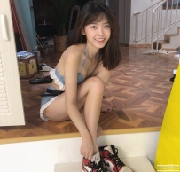 台北貧乳學生茶：潔兒156.B.43.19歲 超淫蕩的小惡魔 配合度高