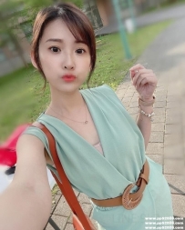 台中熱推妹：瀟瀟162-C-26歲 單身辦公女生 氣質漂亮 無煙味...