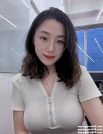 淫蕩人妻近期超飢渴：歡歡162.D.50.28歲 毫無羞恥心的淫滿代表兼職偷歡