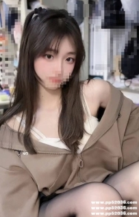 高雄援交學生妹：娜娜 162 45 C 20歲 叛逆少女 超主動der 美腿 顏值高 很耐看 聲音優