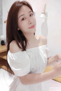 台中昔日紅牌：茉莉 163-C-30歲 皮膚很水嫩 性慾大 適合多節